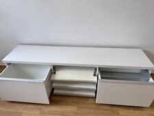 TV-Bank, Hochglanz weiß