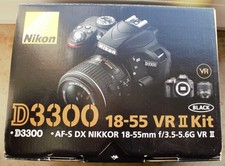 Nikon D3300 DSLR Kamera mit