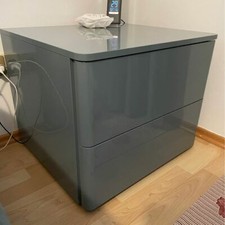 Nachttisch, Italien, NEU