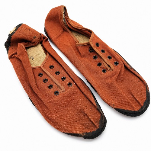 Ww2 plimsols british army - ww2,