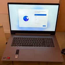 PC Laptop Lenovo IdeaPad 3