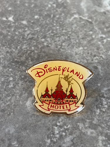 Disney pin disneyland hotel - pin,