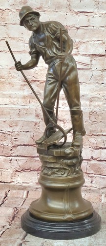 Signed mavchi bronze stahl - bronze,