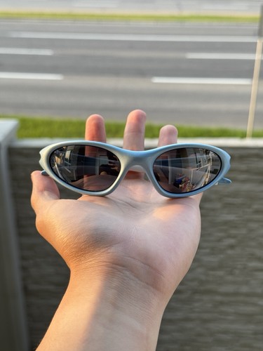 Oakley minute powder blue - minute,