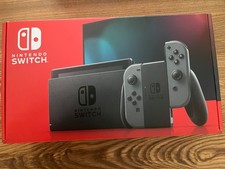 Nintendo Switch HAC-001(-01) Joy-Controller Bundle 32GB Handheld-Spielekonsole -