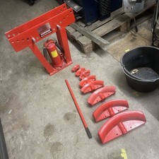 Hydraulische Rohrbiegemaschine