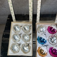 2 Kartons DDR Lauscha Weihnachtsbaum Kugeln Christbaumschmuck 12 Stück 70er J.