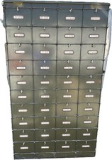Klappenschrank Industriemöbel mit 40 Fächern August Blödner Stahlmöbel Gotha