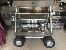 Brennwagen GT.1800.RS Spanferkelgrill (Holzkohle)