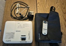 Epson EB-W32 Beamer 3200