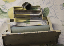 DDR Blechspielzeug Papierrolle