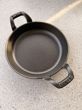 STAUB Pfanne mit zwei Griffen