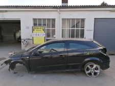 Schlachtfest/ Opel Astra H CC