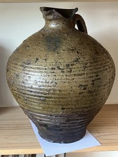Antiker steinzeugkrug mit - steinzeugkrug,