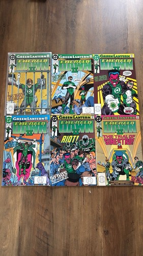 Comic green lantern emerald - green,