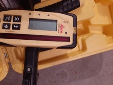 Rundumlaser leica 100
