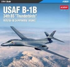 Academy USAF B-1B 34th BS "Thunderbirds" Plastikmodellbausatz im Maßstab 1:14...