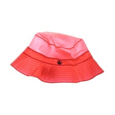 Petit Bateau, Bucket hut