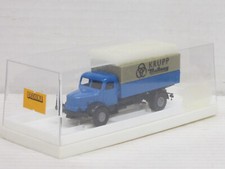 Krupp Mustang Pritschenlastwagen + Plane "Krupp Mustang" Box Brekina 7700 1:87