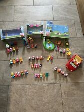 Großes Peppa Pig Peppa Wutz Paket - Auto mit Sound, Jahrmarkt, Picknick, Figuren