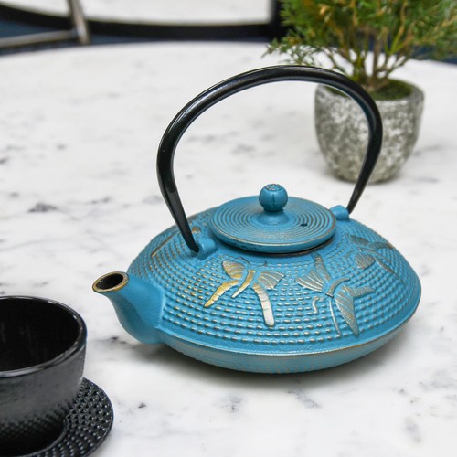 Hellblaue orientalische