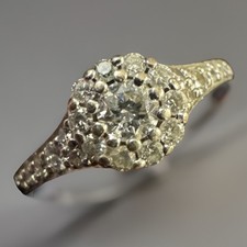 Cluster-Halo-Verlobungsring 9