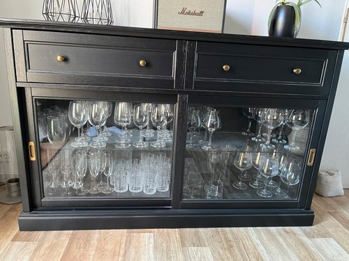 Schwarze ikea vitrine mit - ikea,