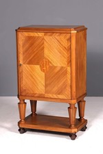 Edler Art Deco Schrank Antik