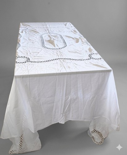 Tischdecke mit stickerei und - mit,