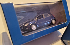 Minichamps Ford Fiesta Mk6 blau 5-türig Händlermodell Modellauto 1:43