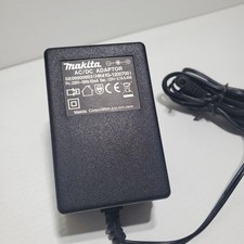 original Makita Steckernetzteil Netzteil Baustellenradio Radio BMR 100 D/C 12 V