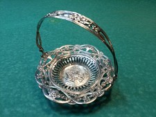 flacher Henkelkorb - Hildesheimer Rose aus  800 Silber, Gewicht 90g