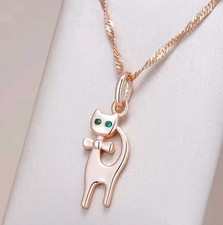 Schöne Halskette mit