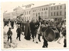 105/19 FOTO ALTE ZEITEN FEST UNIFORMEN WERBUNG SPEYERER FAHNENFABRIK 1955