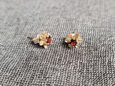 süße florale Ohrstecker -