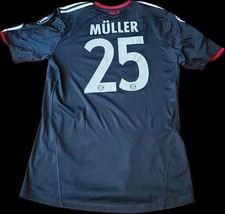 FC Bayern Trikot 10/11 3rd |