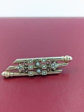 Ausgefallene Brosche 8K/0,333 Rotgold mit Perlen