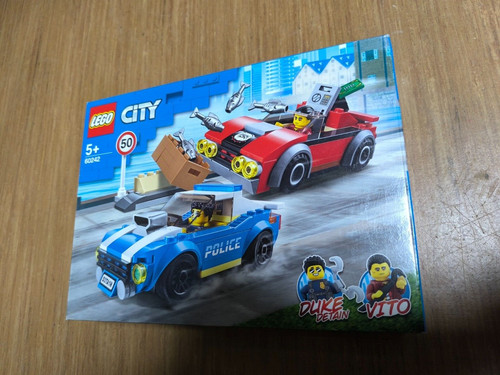 Lego city 60242 festnahme - lego, auf