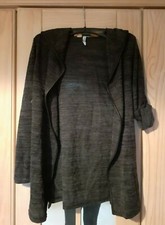 Damen Bekleidung Strick Kapuzen Jacke long Strickjacke grau Gr S ONE Love by L&S