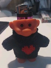 Feuerzeug-Halter/ Troll/