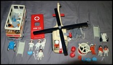 Playmobil Rettungshelikopter 3789 u. Rettungwagen 3456