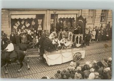 13580373 - 3541 Dessau Umzug Festwagen Freie Maler-Innung St. Lucas