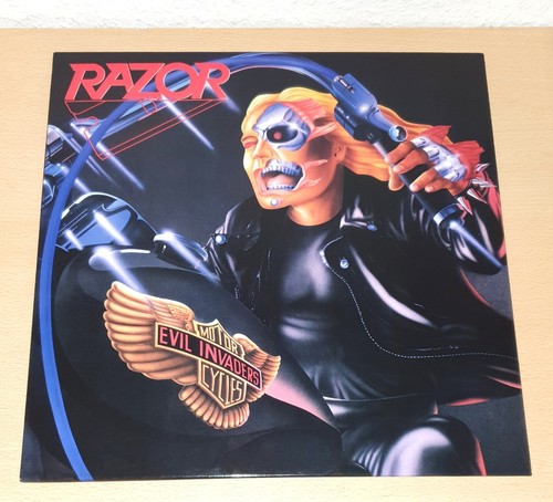 Razor evil invaders nm - evil,