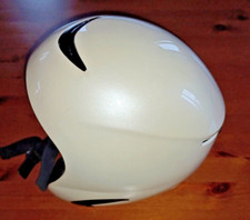 Skihelm 60 Gr. 450+/-50 von OSBE white pearl