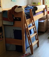 Abenteuer im Kinderzimmer – Pingulina Hochbett mit Rutsche & Turm