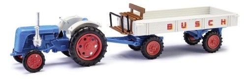 Traktor famulus mit - traktor,