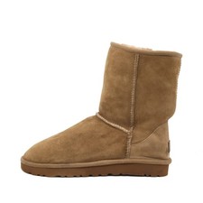 UGG Damen Classic Short