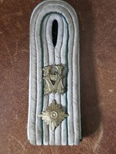 Achsenklappe Schulterklappe