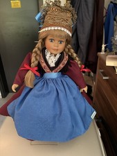 Sammler-Puppe auf Ständer 30