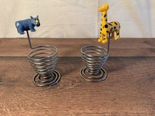 Kinder-Eierbecher aus Metall mit Tierfiguren – Nashorn & Giraffe